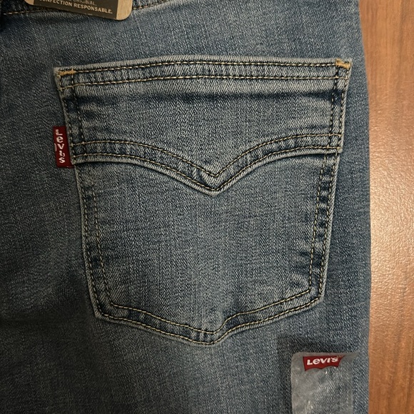 Levi’s Higj Rise Bootcut Jeans - Picture 6 of 6